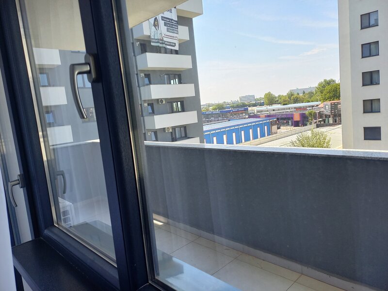 Militari, bloc nou, vis-a-vis metrou Pacii