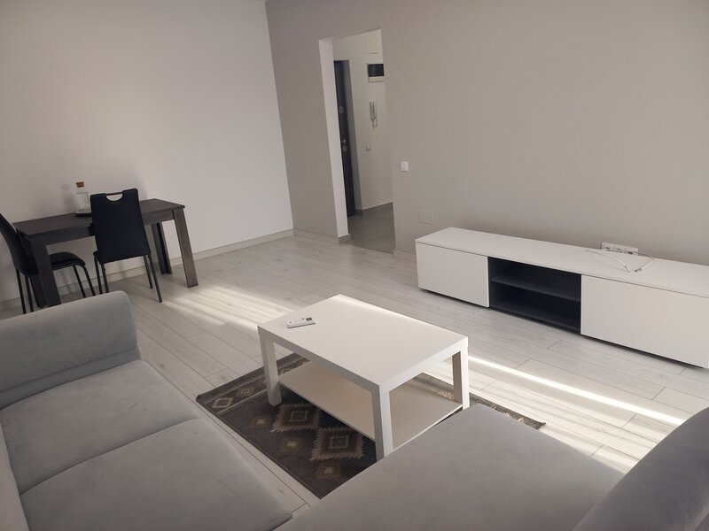 Militari, vis-a-vis metrou Pacii,