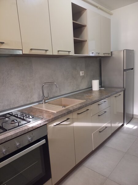 Militari, bloc nou, vis-a-vis metrou Pacii